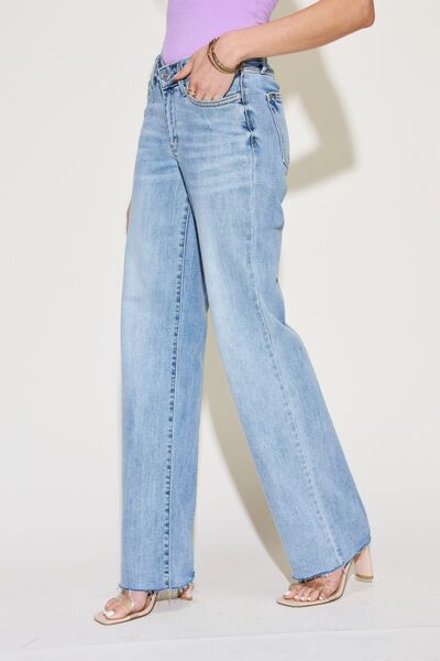 V Front Waistband Straight Jeans